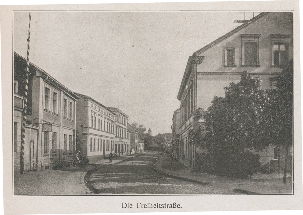 Fischhausen, Stadt, Die Freiheitstraße