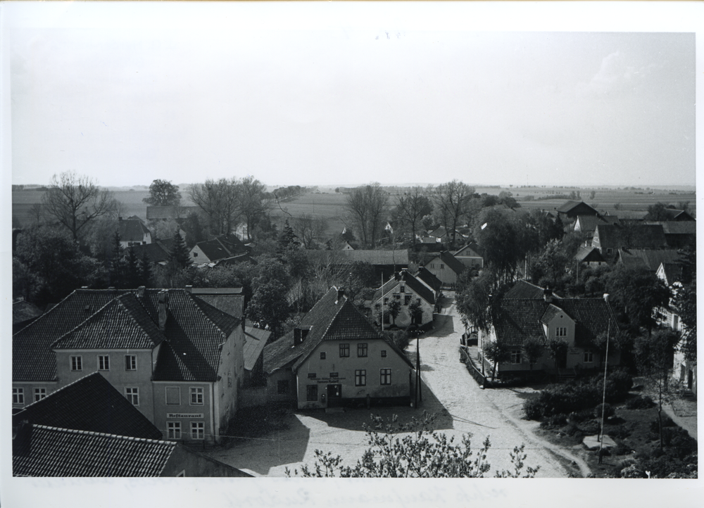 Bladiau, Blick vom Kirchturm zum Marktplatz und der Wolittnicker Straße