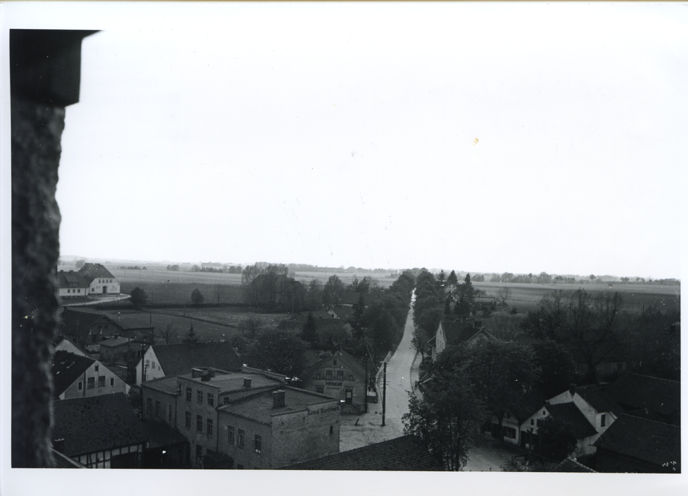 Bladiau, Blick vom Kirchturm in die Heiligenbeiler Straße