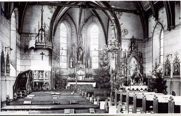 Heiligenbeil, Kath. Kirche, Blick zu  Kanzel und Altären