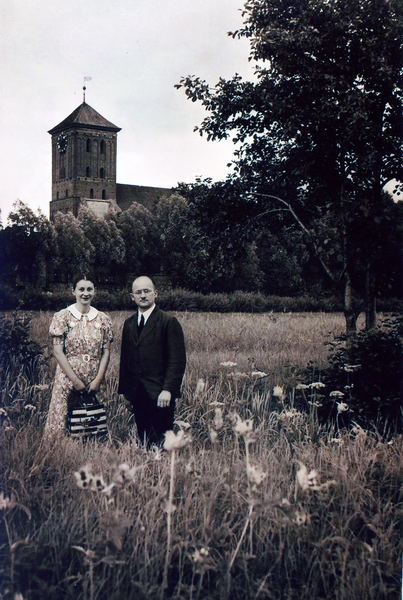 Heiligenbeil, Auf den Jarftwiesen mit Blick zur ev. Kirche