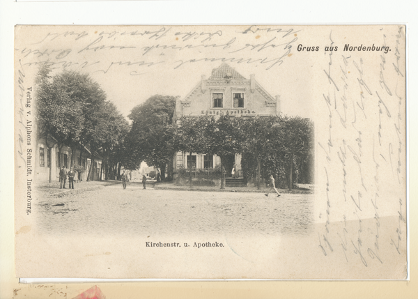 Nordenburg, Kirchenstraße mit Königlicher Apotheke