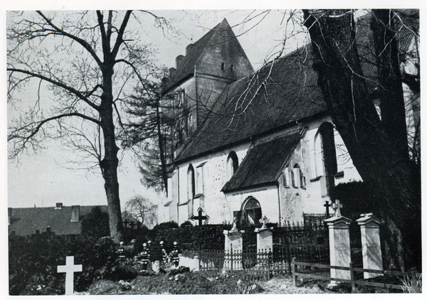 Bladiau, Ev. Kirche, Langhaus und Turm, Ansicht von Südost