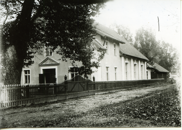 Bladiau, Ev. Kirche, Ev. Gemeindehaus