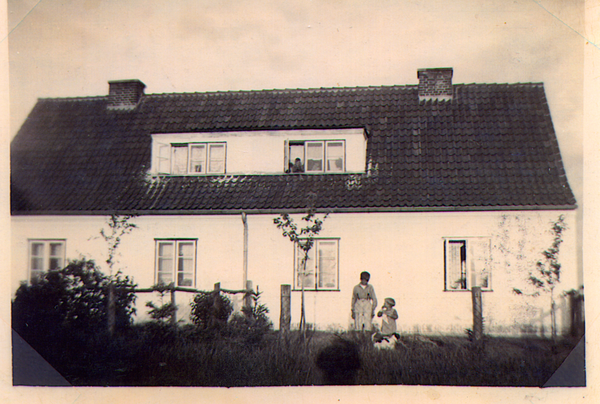 Bladiau, Lanker Straße, Haus links Mareck, rechts Hill