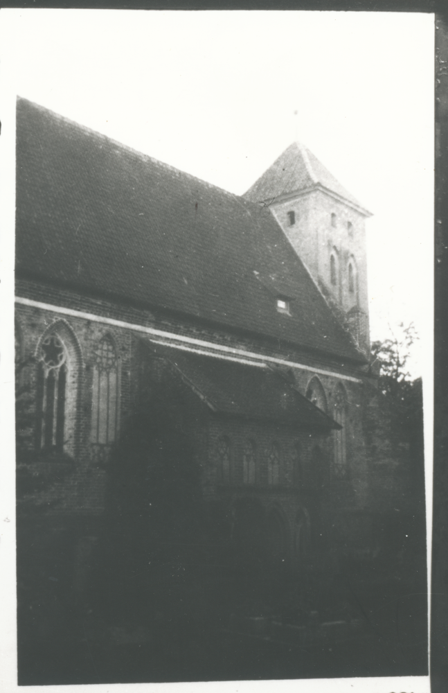 Arnau Kr. Samland, Kirche