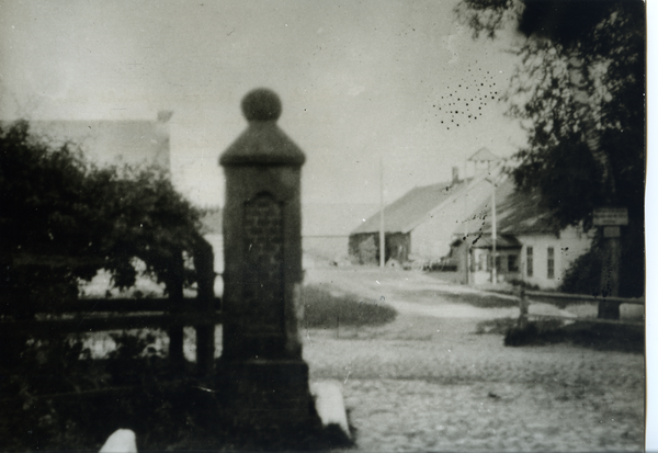 Groß Rödersdorf, Gut,  Blick vom Eingangspunkt zum 2. Hof