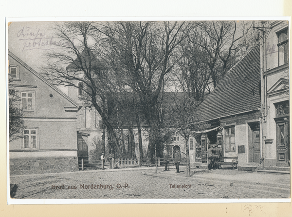 Nordenburg, Kirche und Pfarrhaus