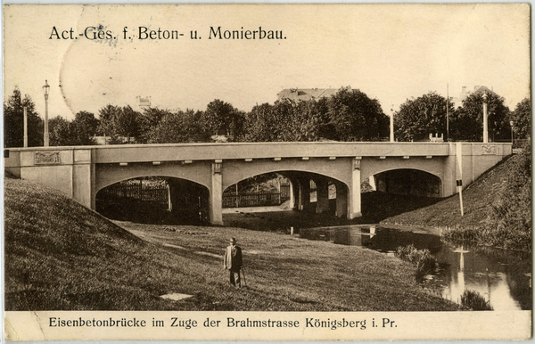Königsberg, Brahmsstraße,  Die Brahmsbrücke über den Hufenfreigraben am Tiergarten