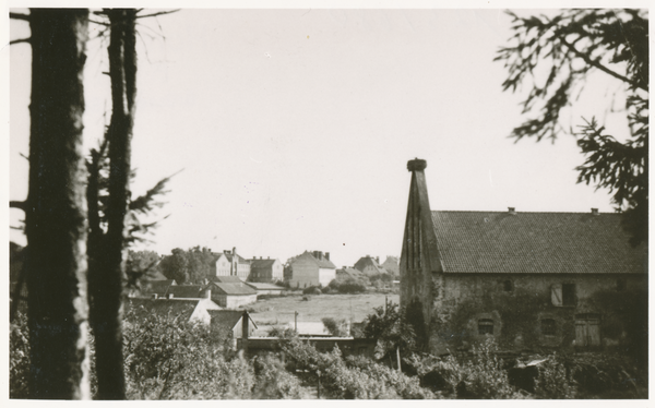 Preußisch Eylau, Amt Henriettenhof, Blick auf Ordensstall, Hintergrund Aufbauschule